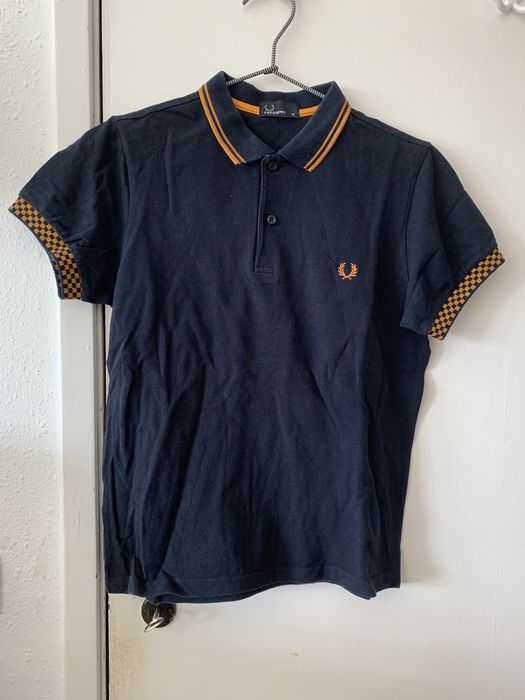 Pólo Fred Perry Azul Escuro e Laranja