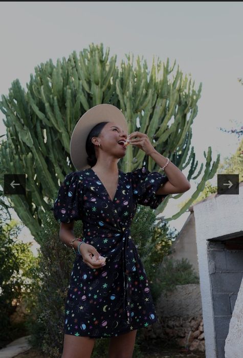 Sukienka Tarra Space  czarna wiązana z laurella kosmos kolorowy xs