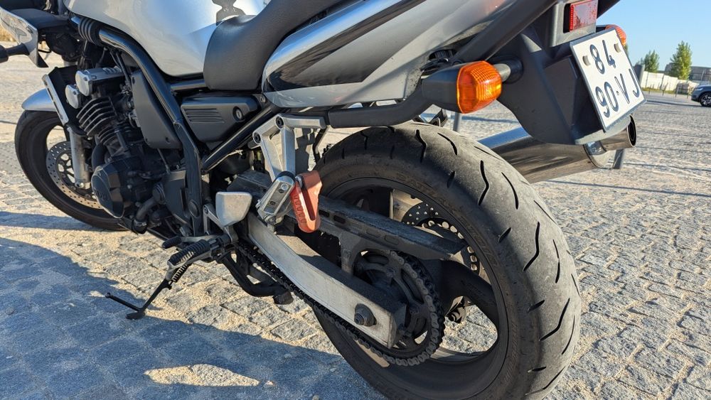 Yamaha FZS 600 FAZER