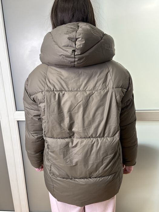 Куртка кольору хакі, розмір L