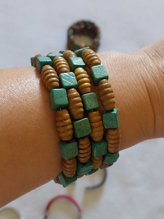 Lote 9 Pulseiras Variadas