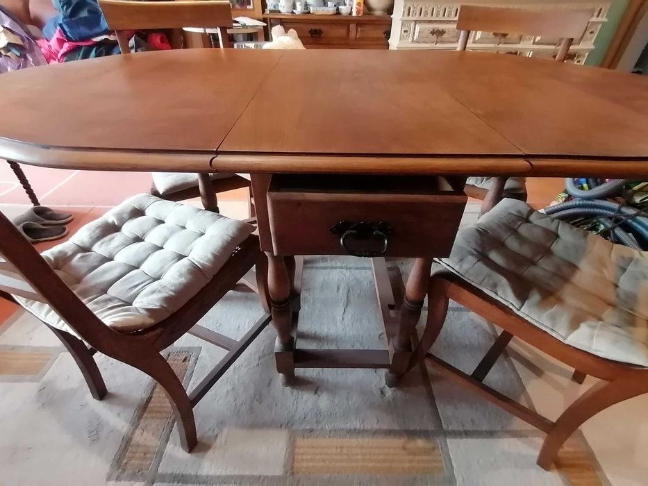 Mobília completa de sala jantar