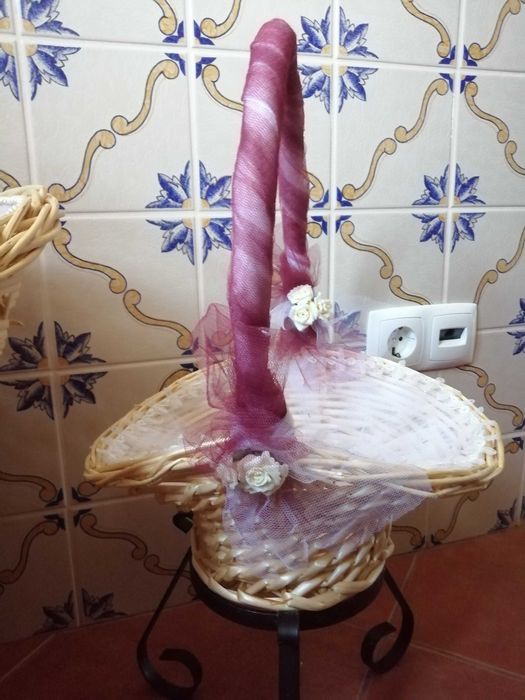 Cestos forrados a tule p/lembranças batizado e casamento