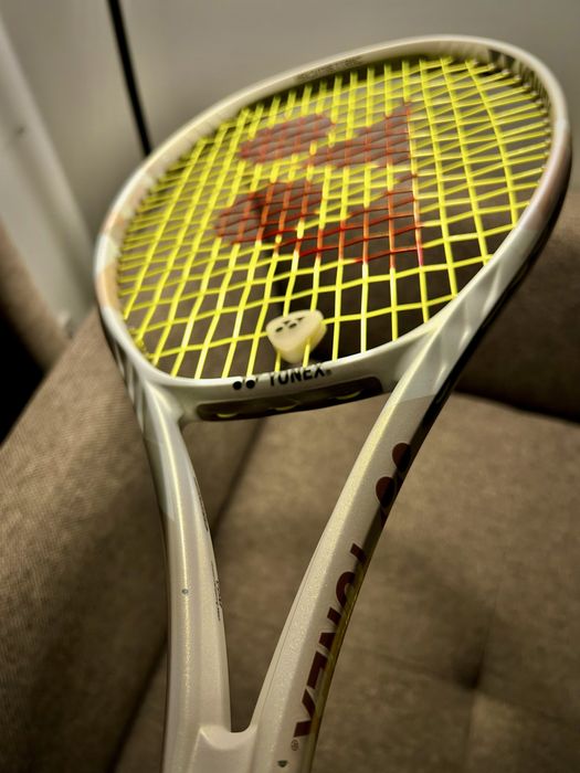 Yonex 07 Vcore 98 (305g) 2024 Sand Beige