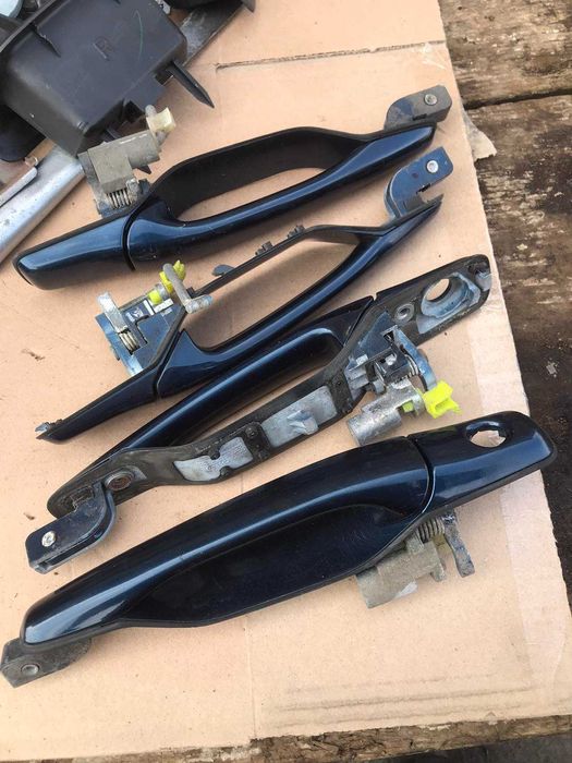 Дверні ручки лансер 9