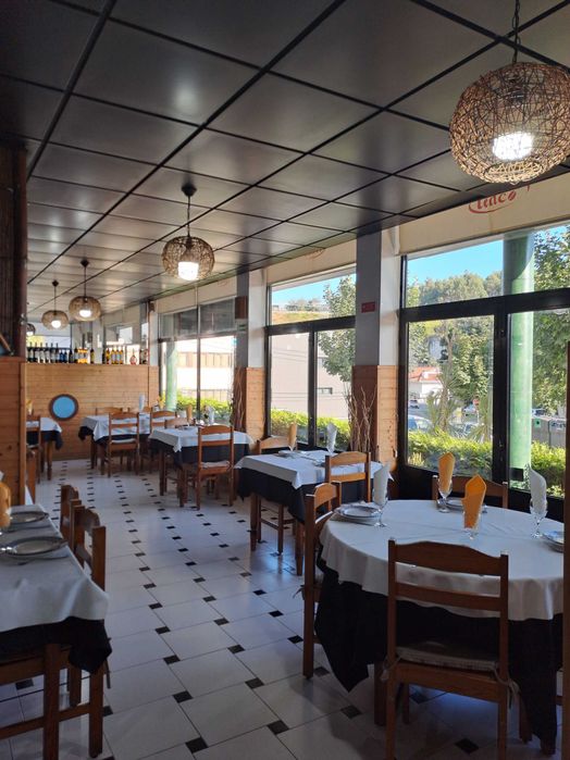 Trespasse de Restaurante pronto a funcionar em Mesão Frio - Guimarães