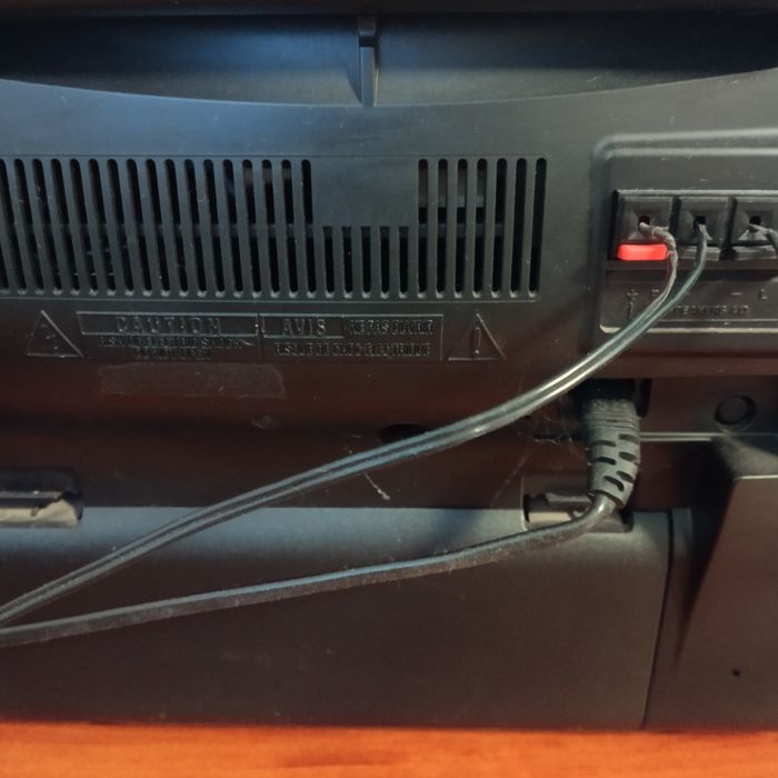 PHILIPS музыкальный центр продам