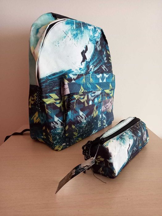 Mochila + Estojo Long Island – NOVO