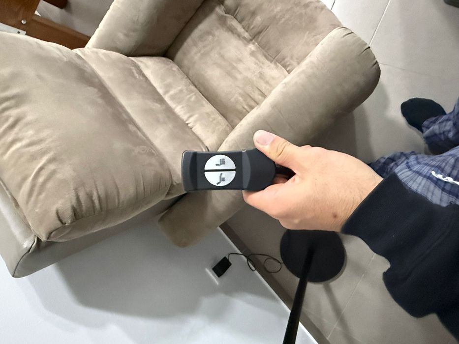 Cadeirão articulado tecido