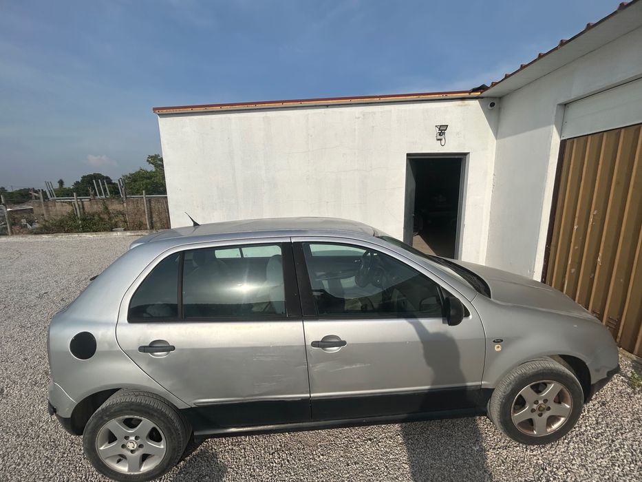 Carro Skoda Fábia