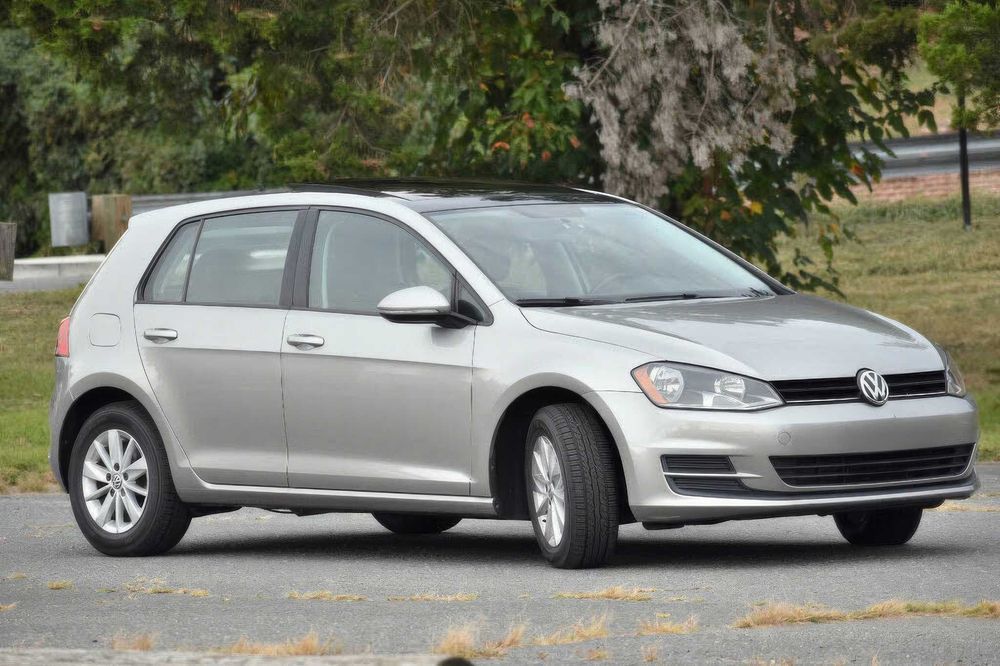 Volkswagen Golf      2015