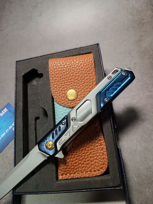 Складной нож металлический с клинком танто