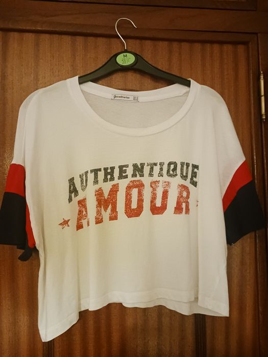 T-shirt branca Stradivarius