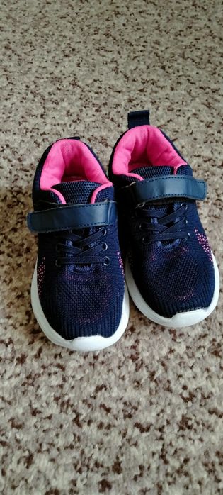 Кросівки на дівчинку. Кросівки дитячі.