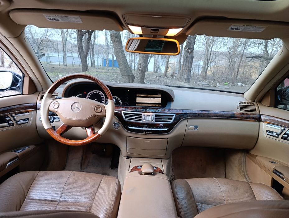 Mercedes-Benz S550 W221 gaz