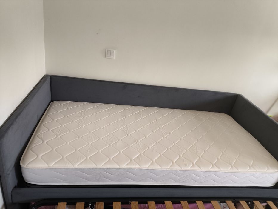 Cama solteiro com gavetão como nova