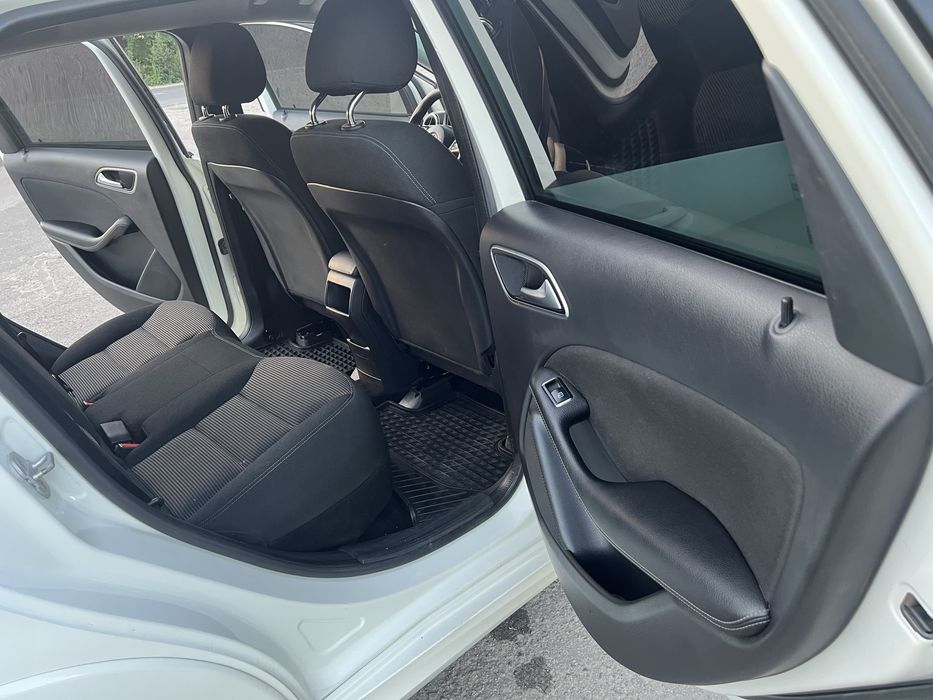 Mercedes B 250 електро 2015 31 kwt