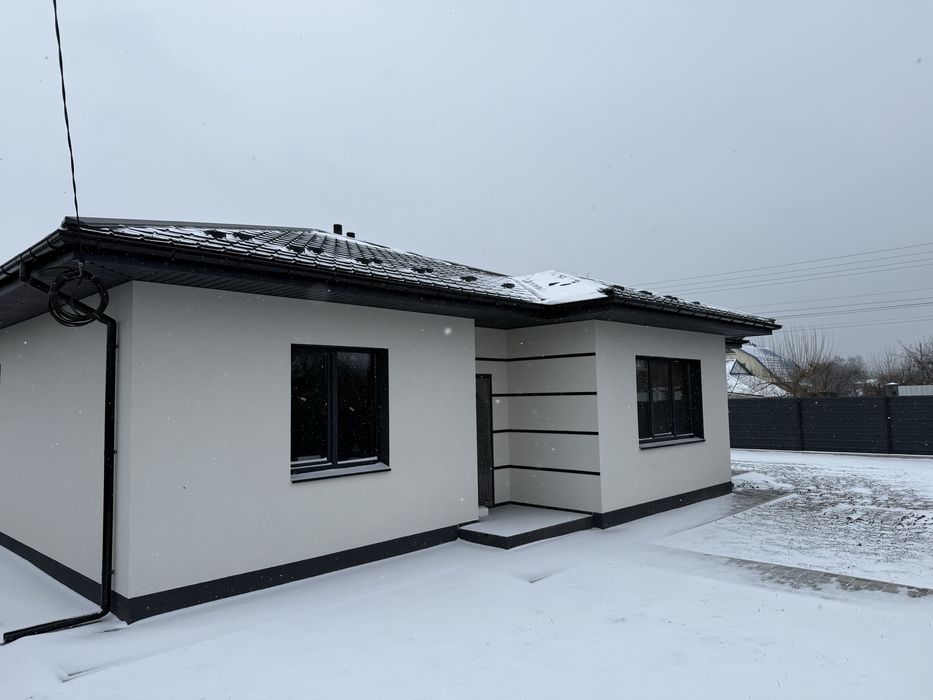 Новий будинок, щойно збудований єОселя. ГАЗ