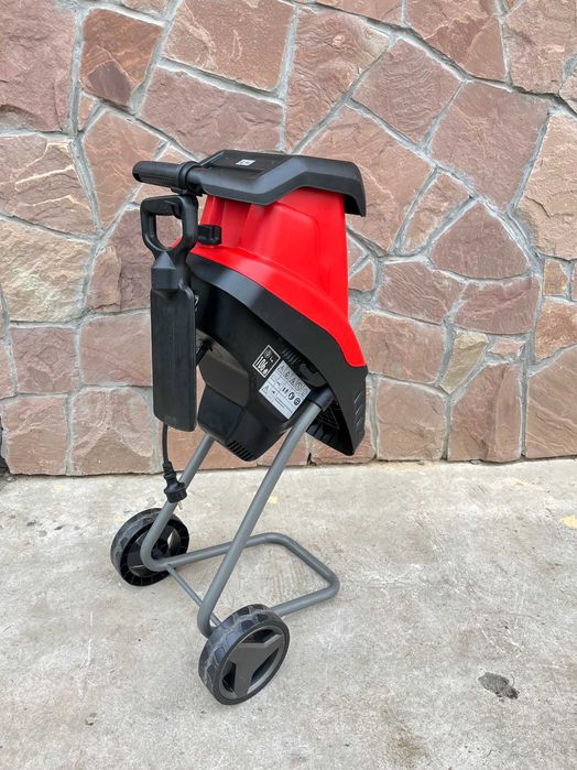 Садовий подрібнювач Einhell GC-KS 2540 ножовий бу ,без сумки