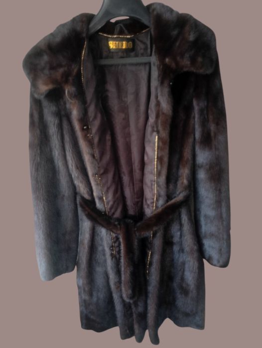 Длина 100см. Норковая шуба с капюшоном. Натуральная шуба