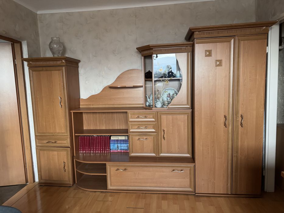 Meblościanka do salonu-komplet mebli, bardzo dobry stan.