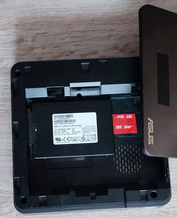 MiniPC Asus VivoPc VM62, 16GB, SSD 480GB, Win10, Mediacenter