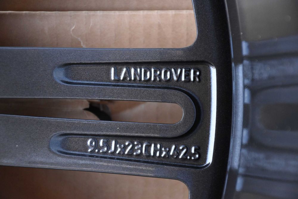 Nowe OEM Range Rover L460 L461 VOGUE SPORT 23" ORYGINAŁ 1075 M8E2-1007