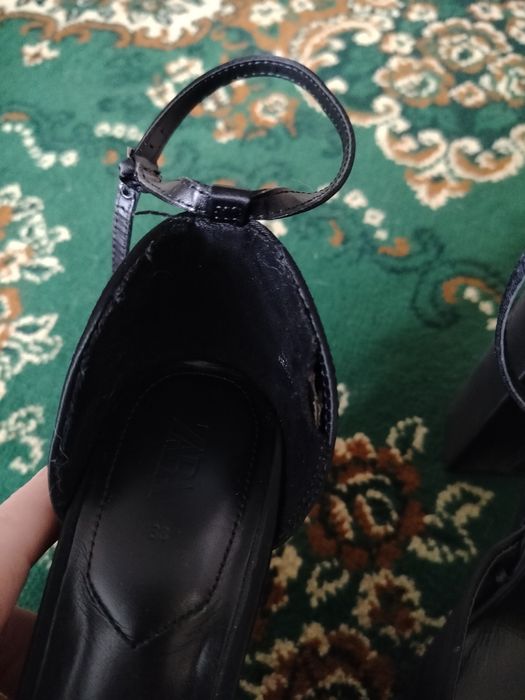 нереальні туфлі від zara