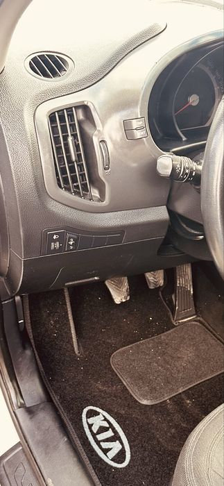 Kia sporteg 3. 1,7d 2013