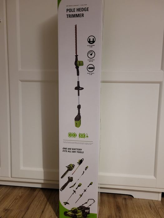 Nożyce do żywopłotu greenworks Pro