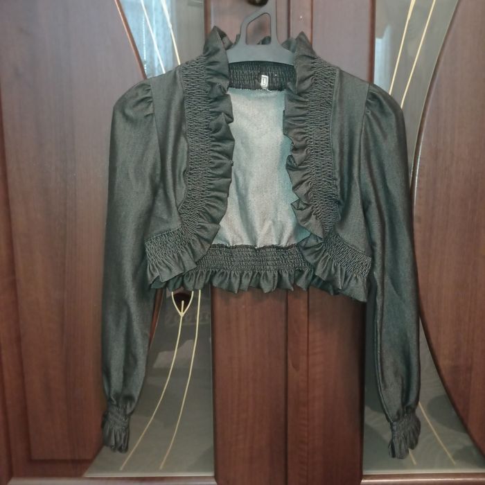 Шкільна форма , джинсова спідниця на 10-12 років