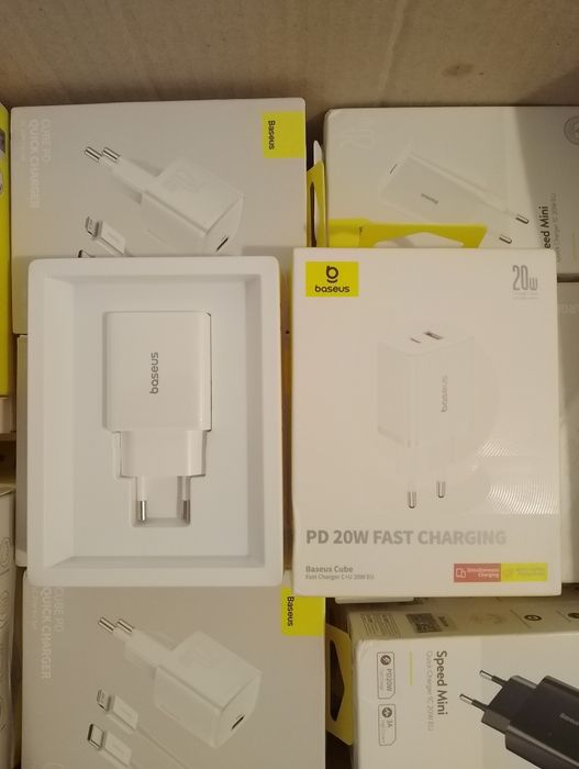 Швидка зарядка Baseus 20w(тайпС+юсб)