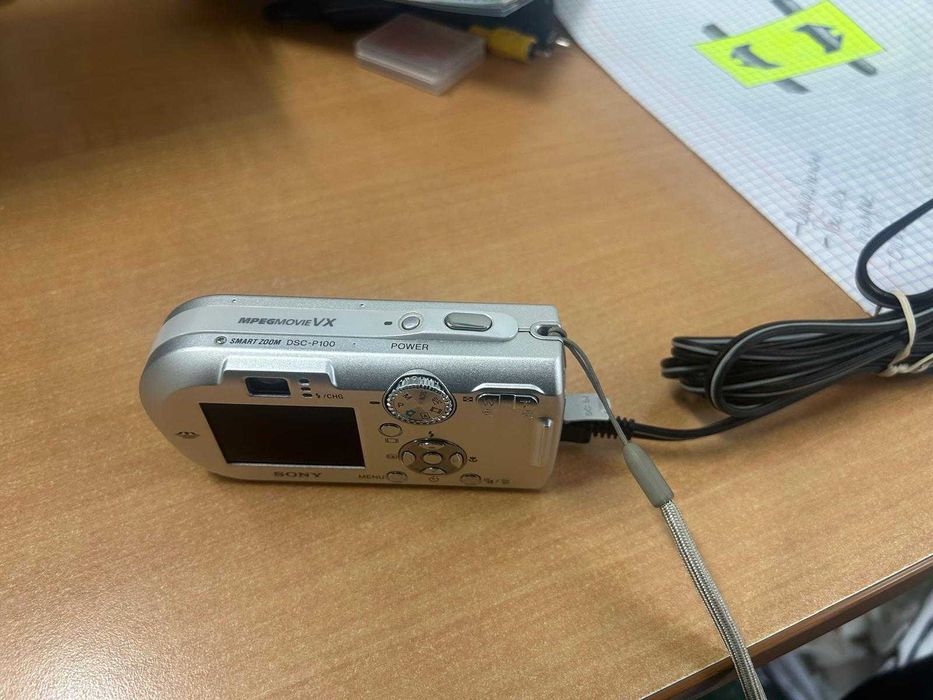 Sony Cyber-Shot DSC-P100