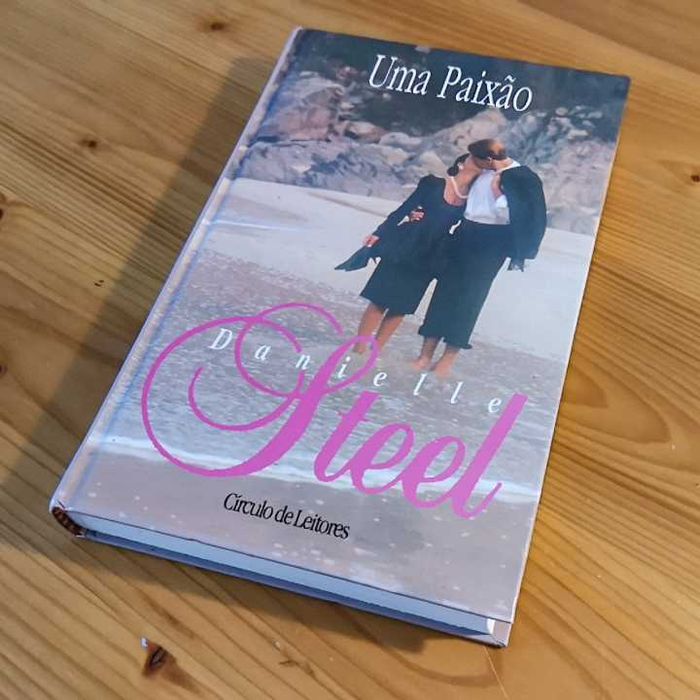 Uma Paixão - Danielle Steel - Livro
