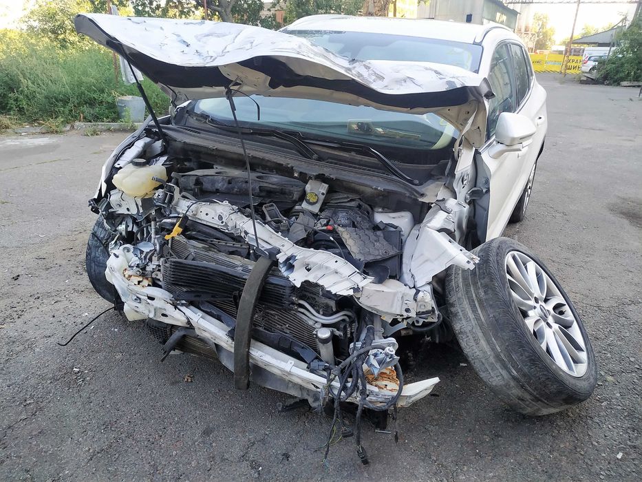 Lincoln Mkc 2015 фара четверть крыло