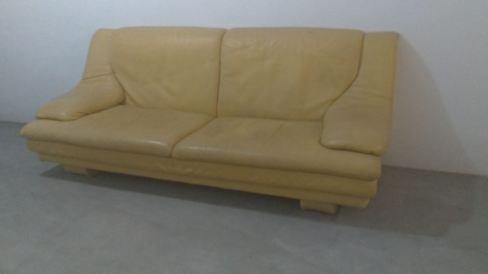 Sofá em pele Divani Divani