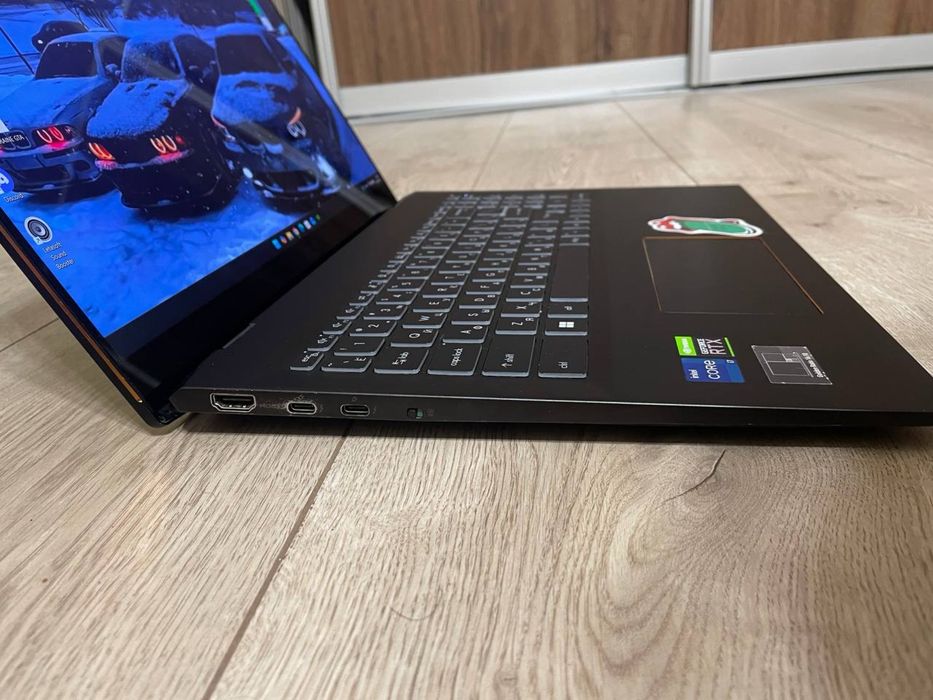 Ігровий ноутбук MSI E16Flip