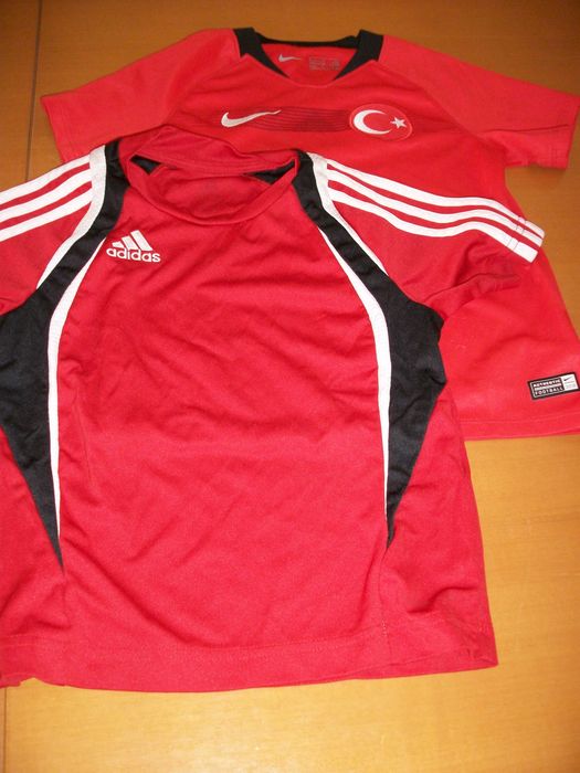 2 Camisolas Criança Adidas e Nike