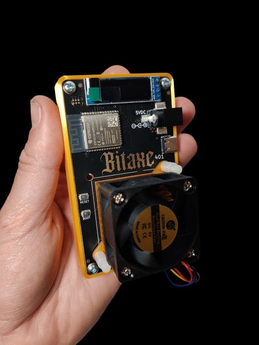 Mineradora Bitcoin, nerdaxe, luckminer visite nosso site bitminer33 Torres  Novas (São Pedro), Lapas E Ribeira Branca • OLX.pt