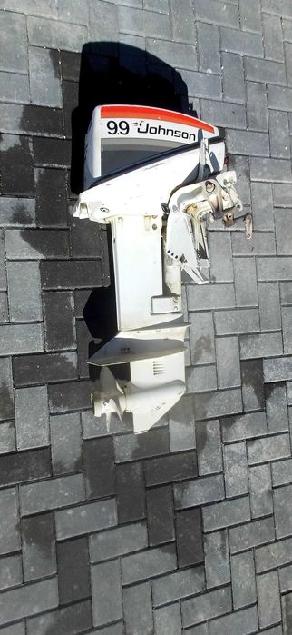 Barco Argus 5,80m com atrelado e motor auxiliar