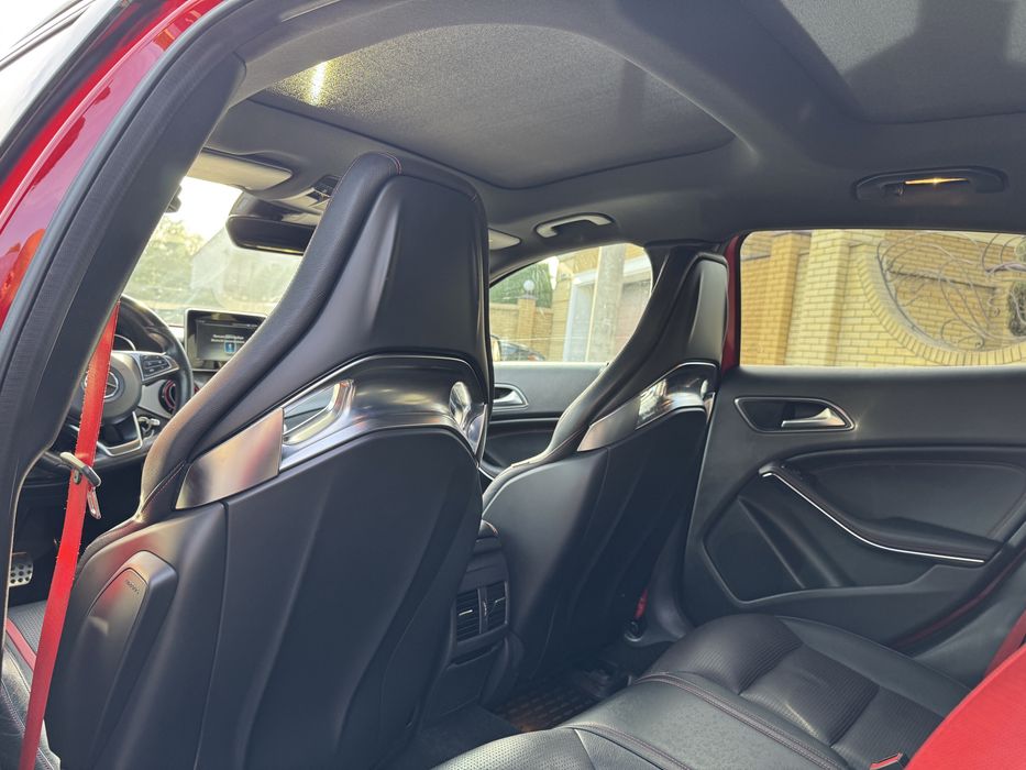 Продам мерс GLA 45 AMG
