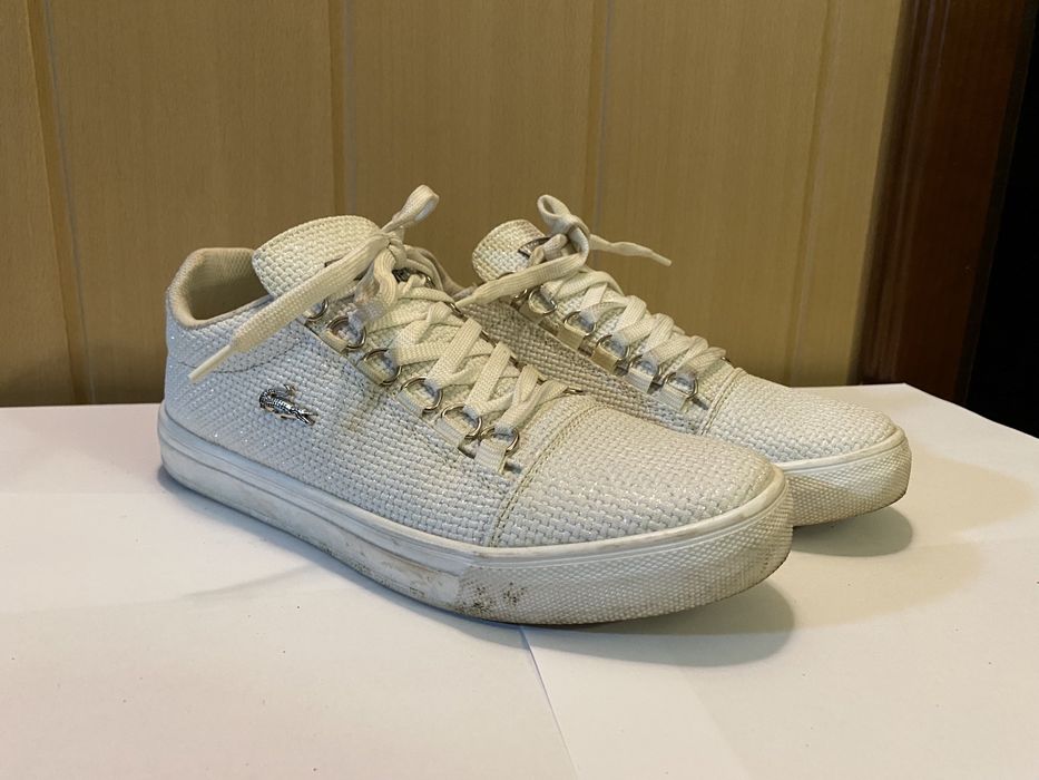 Женские кроссовки Lacoste