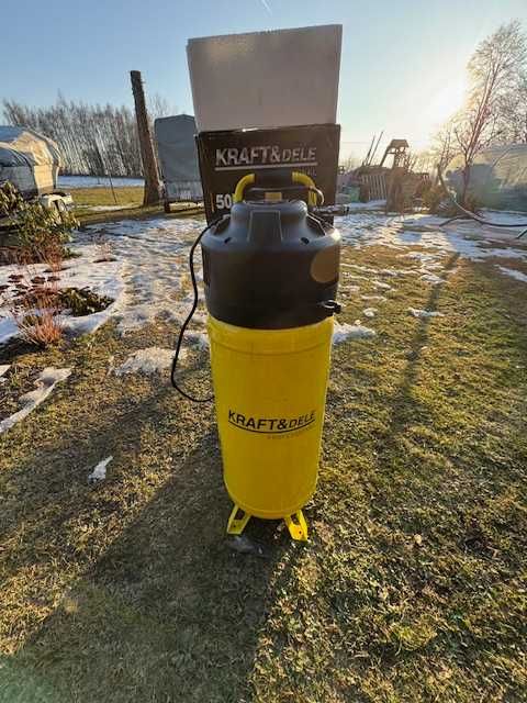 Kompresor bezolejowy 50L