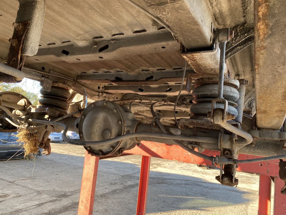 Задні пневмо подушки Volkswagen Crafter Sprinter W906