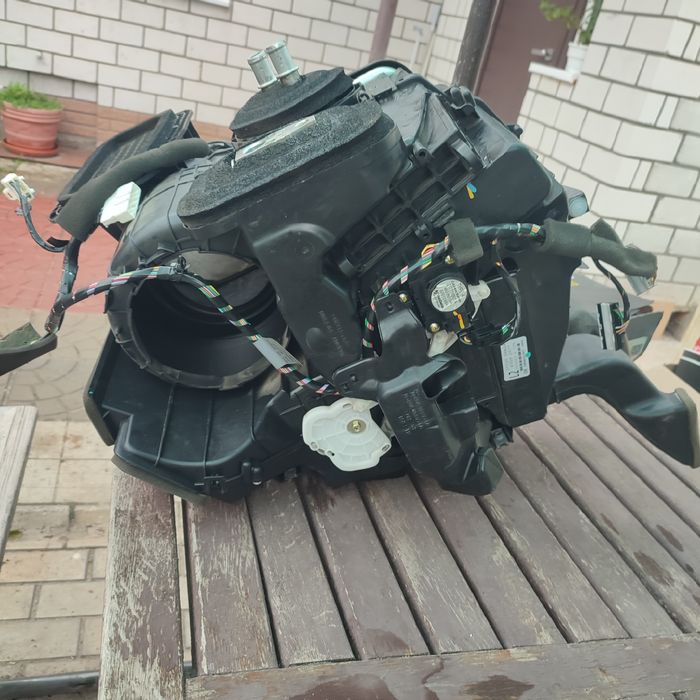 Печка Ниссан рог