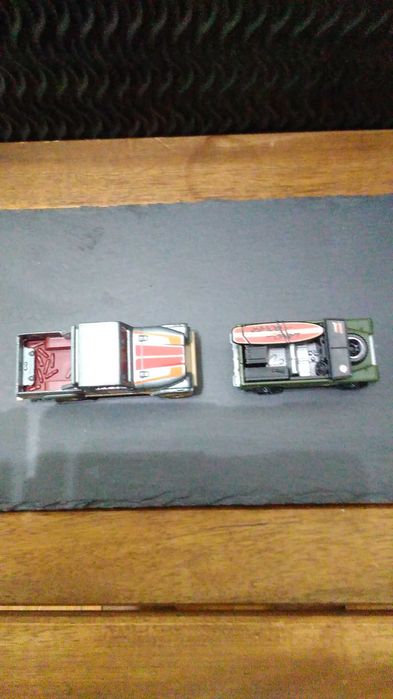 Miniatura Jeep Scrambler e Land Rover