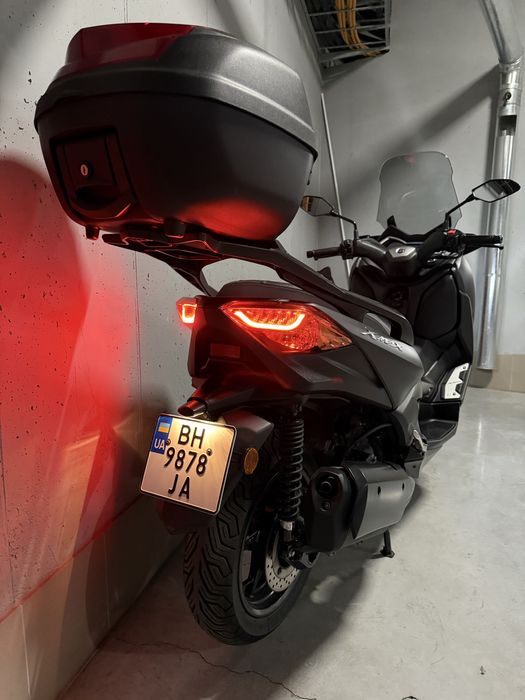 Продам максі-скутер Yamaha X-Max 300
