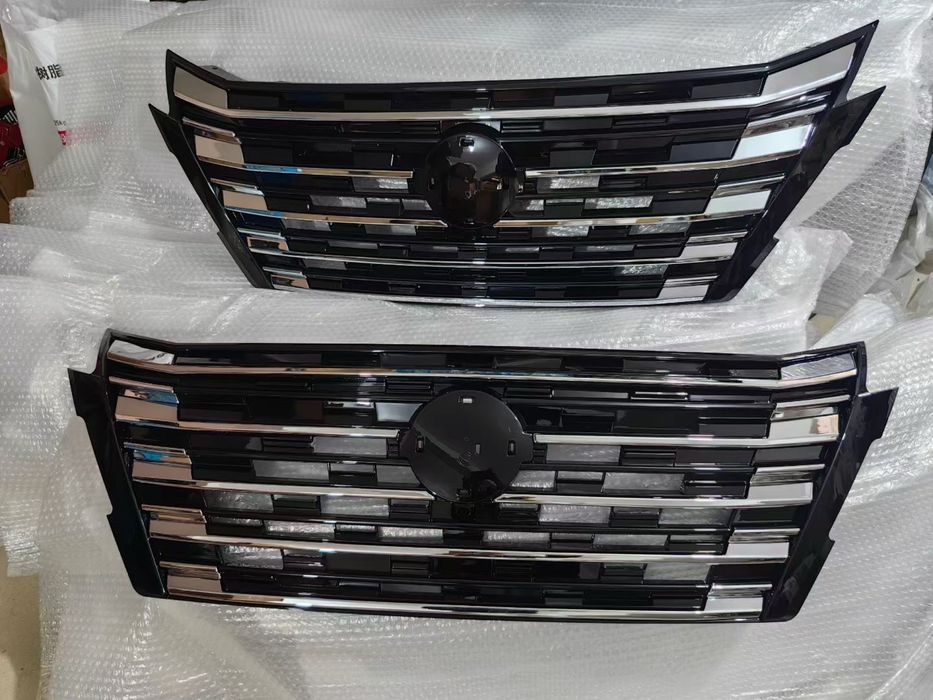 Решетка радиатора Ниссан Рог Nissan Rogue T33 2024 2025