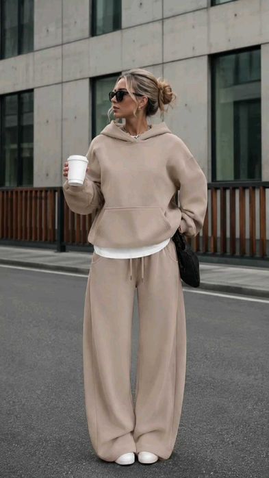 Сучасне худі преміум якості uniqlo s