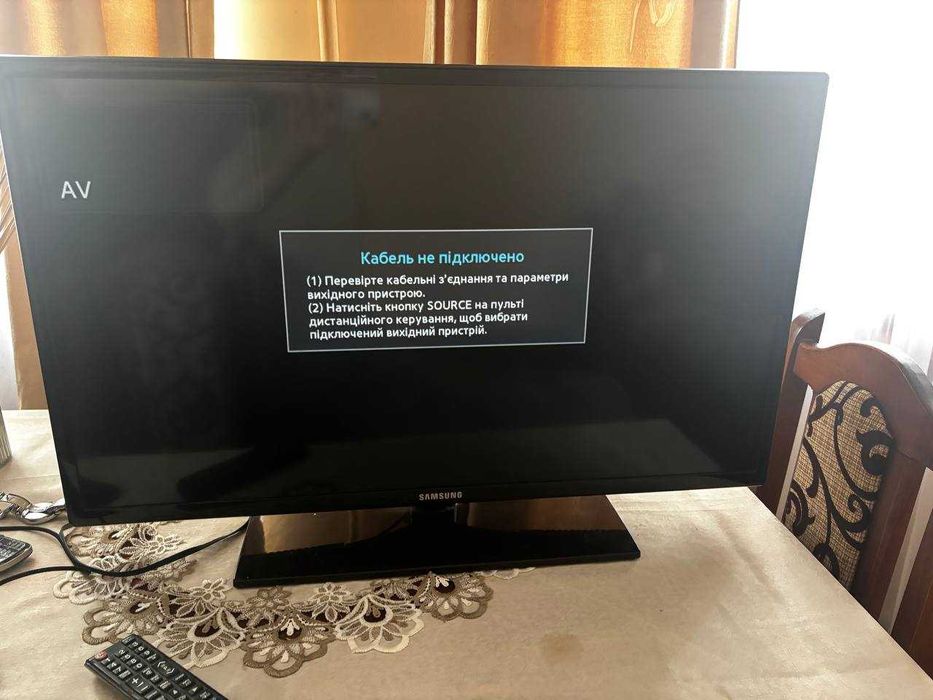 Телевізор Samsung 32 дюйми +Т2 у комплкекті